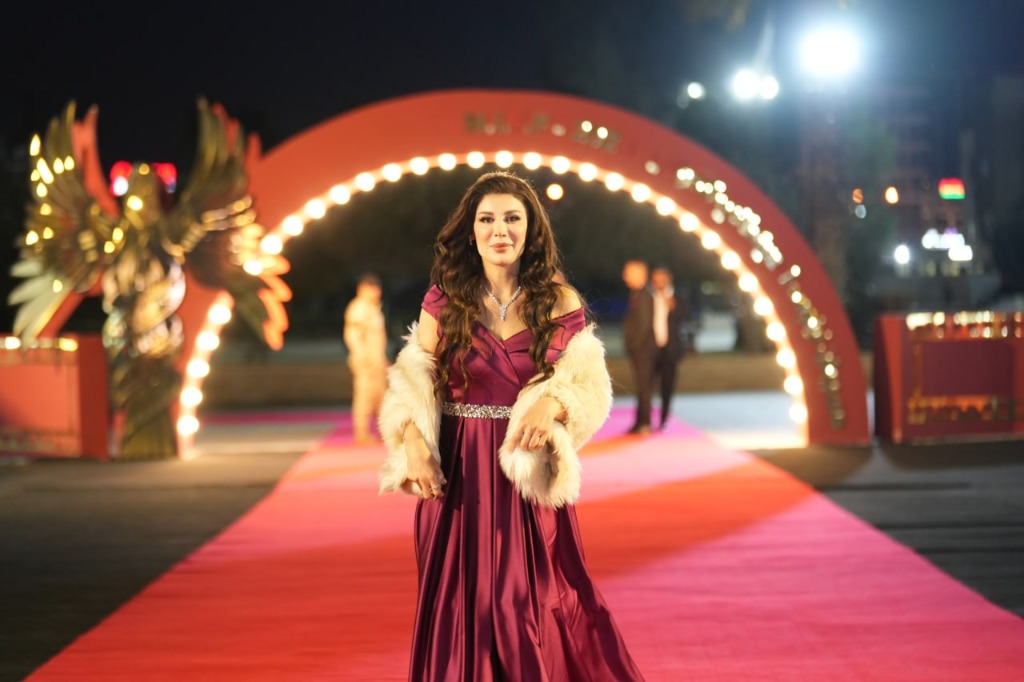 السجادة الحمراء واستقبال نجوم السينما